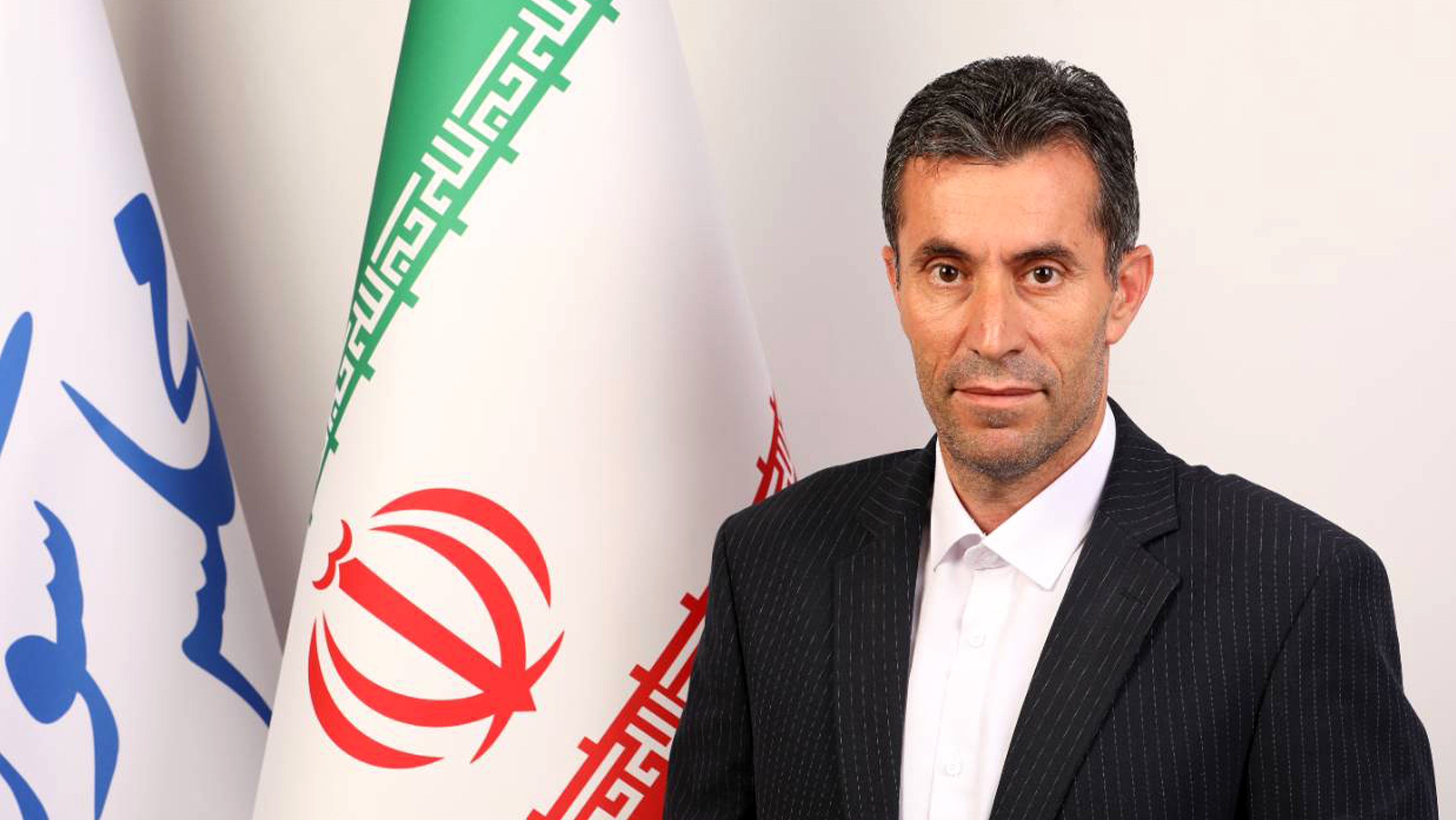 گسترش بازار سیاه دارو و ورود داروهای تقلبی، نتیجه بی توجهی به کمبود دارو/ اولویت بسیاری از پزشکان عمومی، افتتاح مطب خصوصی و درآمدزایی سریع است
